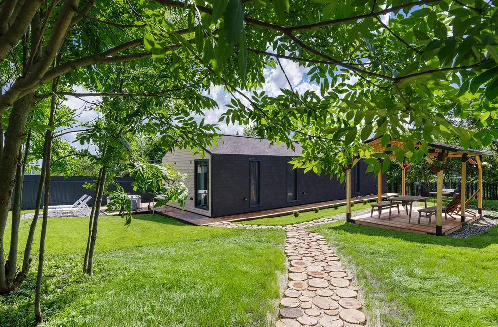 Иван-дача рядом с парком Кудыкина гора