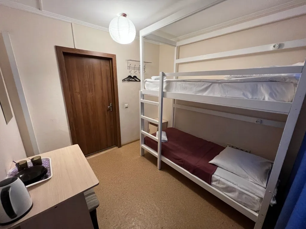 Мини отель, №9