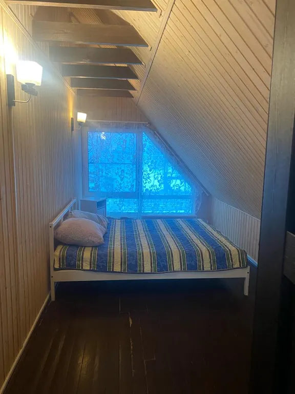 Коттедж 4-комнатный Дом — Луга