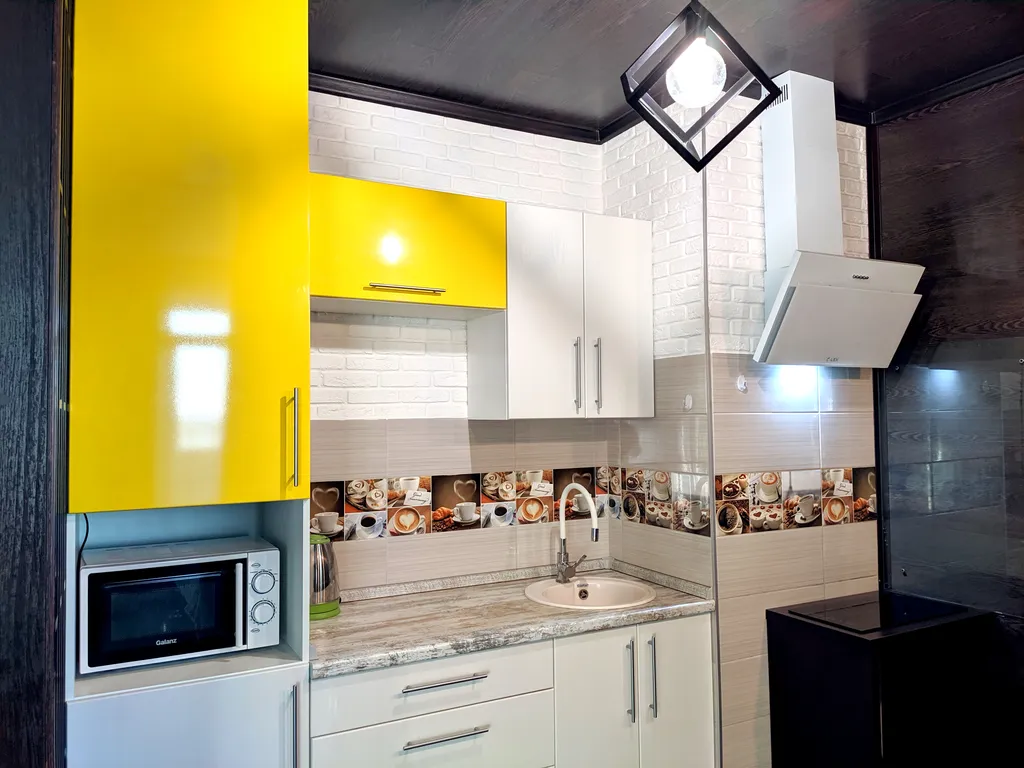 Квартира Студия 65 м² в центре, напротив Педуниверситет, 5 мин до ж/д вокзала — Воронеж