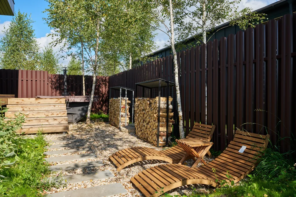 Коттедж Домик у реки в окружении сосен с камином, сауной и чаном — Семеновское