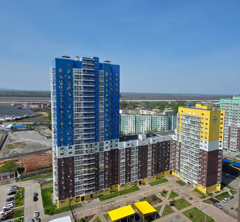 Апартаменты с видом на Амур