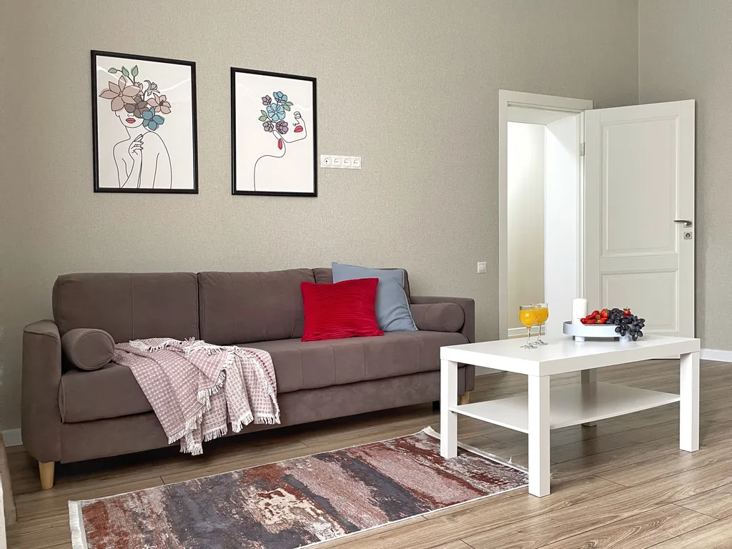 Двухкомнатная квартира у озера бесконтактное заселение. Поддержка 24/7