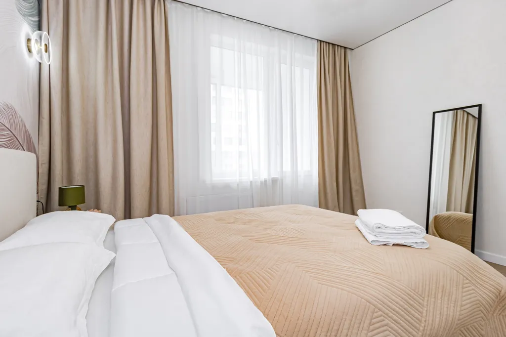 Апартамент с 2 спальнями рядом с Хан шатром