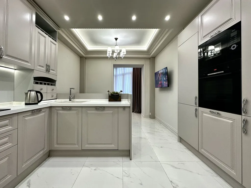 Роскошная 1-комнатная квартира рядом с центром настольного тенниса