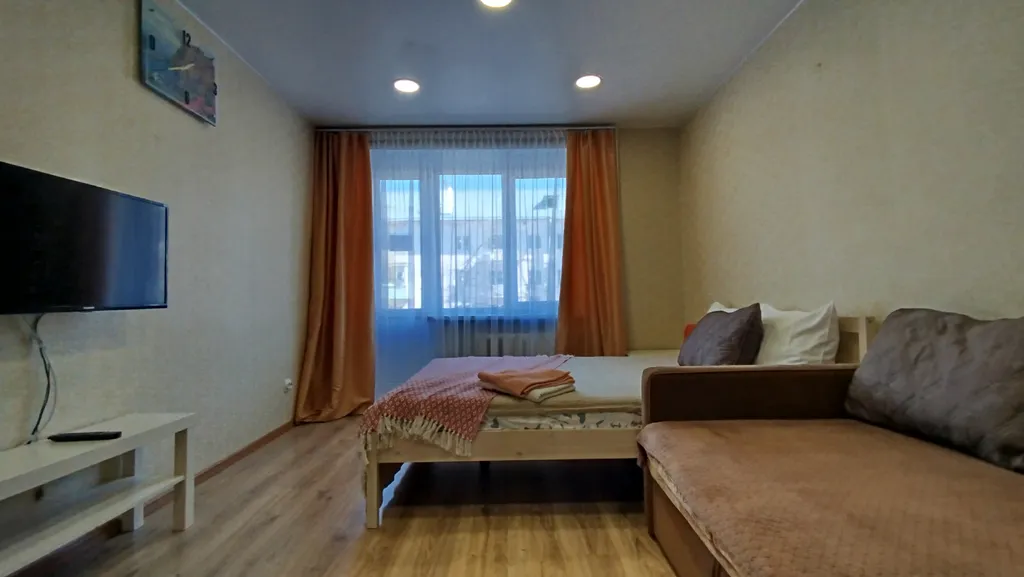 Квартира Квартира Двухкомнатный квартапарт у стен древнего кремля — Великий Новгород