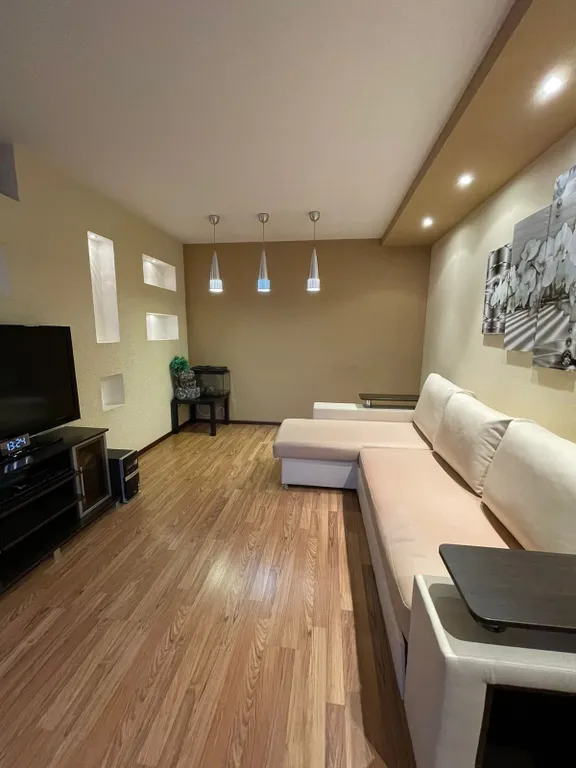 Уютная 2-комнатная квартира в отличном районе — аренда посуточно в Кирово-Чепецк