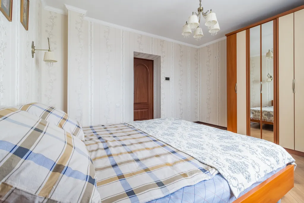 Дом у озера Solar love