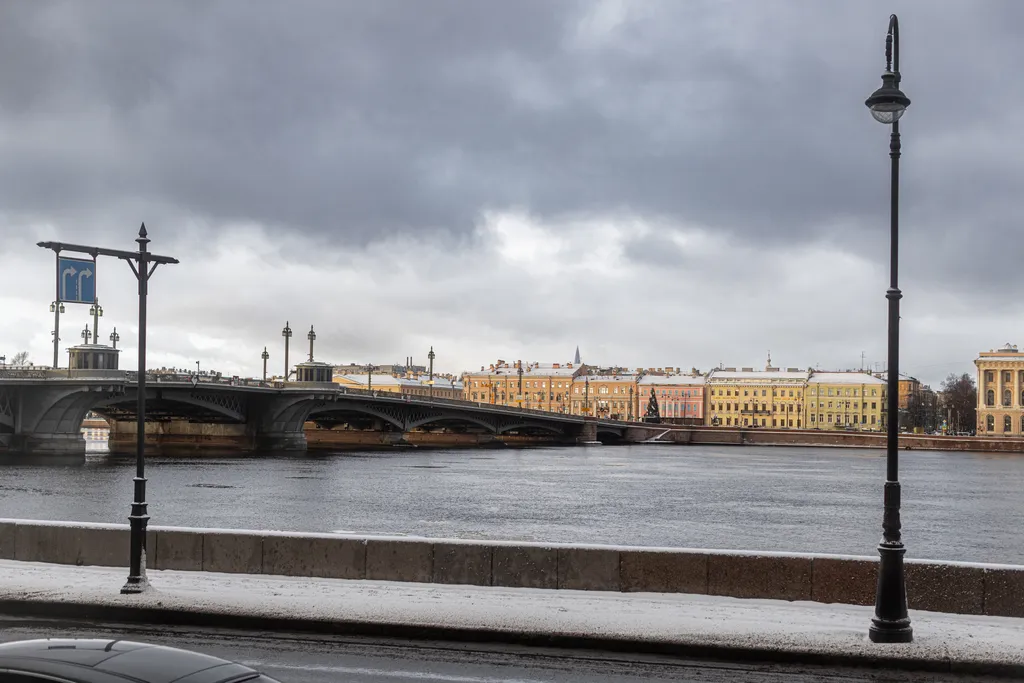 Stay2Day Neva Английская набережная