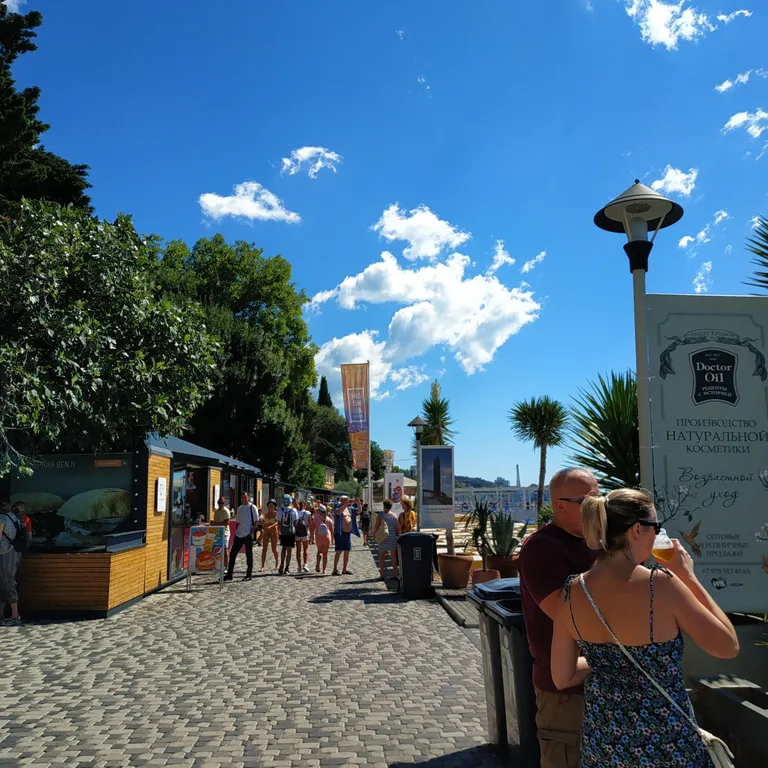 Апартаменты с видом на море и горы