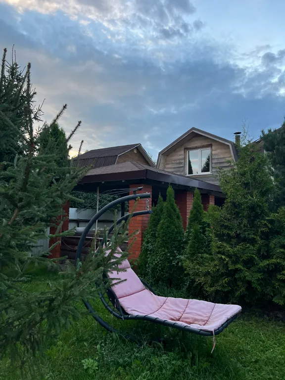 Деревянный дом с русской баней