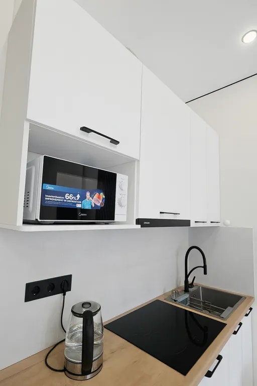 Яркая и стильная студия рядом с mega park