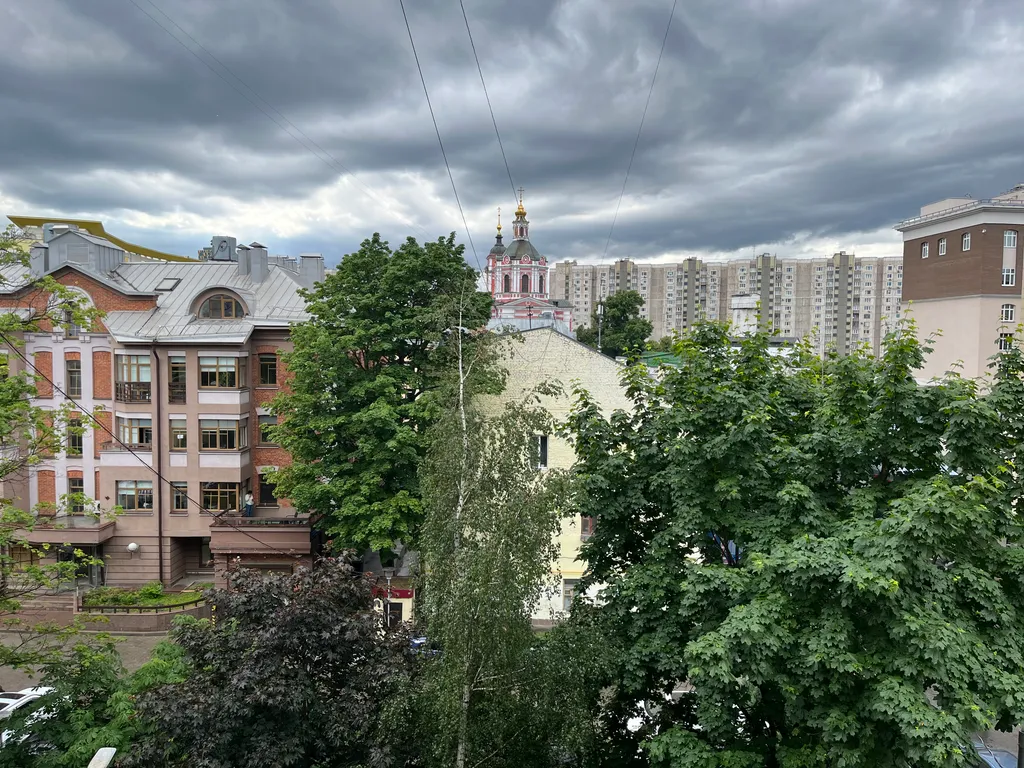 Квартира Уютная светлая квартира в 30-и секундах от метро в центре Москвы — Москва
