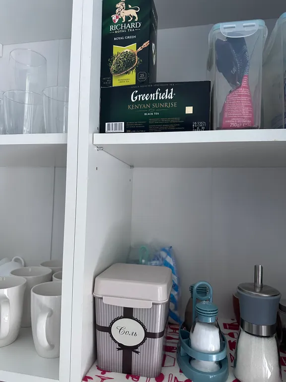 Квартира с зелёной гостиной