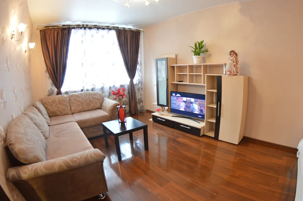 Однушка на Ставровской,3