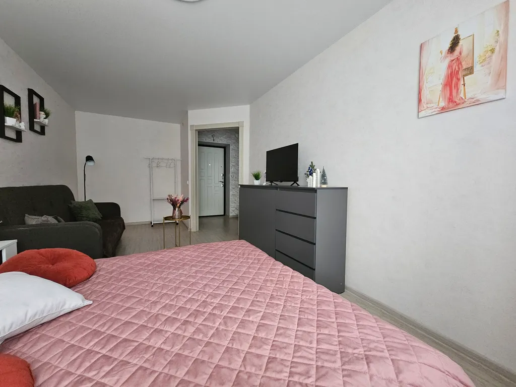 Апартамент на Возрождения