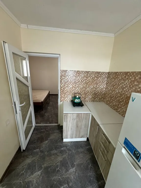 1 комнатная квартира со своим двориком недалеко от моря