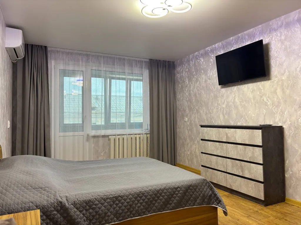 Квартира 2-комнатная Квартира — Евпатория