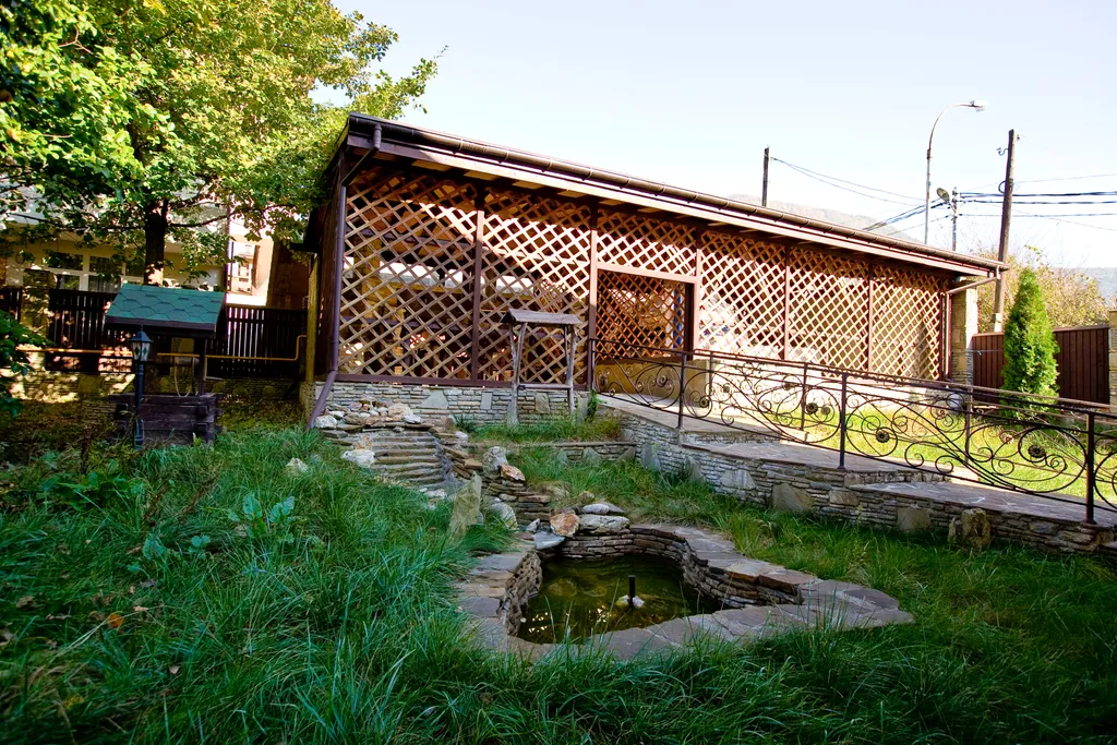 Коттедж с бассейном темп. +35 градусов