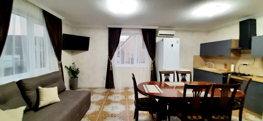 Уютный дом с баней и бассейном