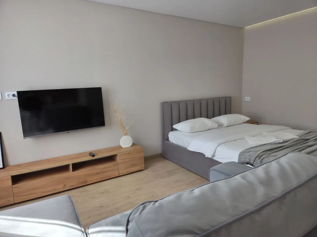 Новая стильная квартира-сттудия в центре, рядом с вокзалом