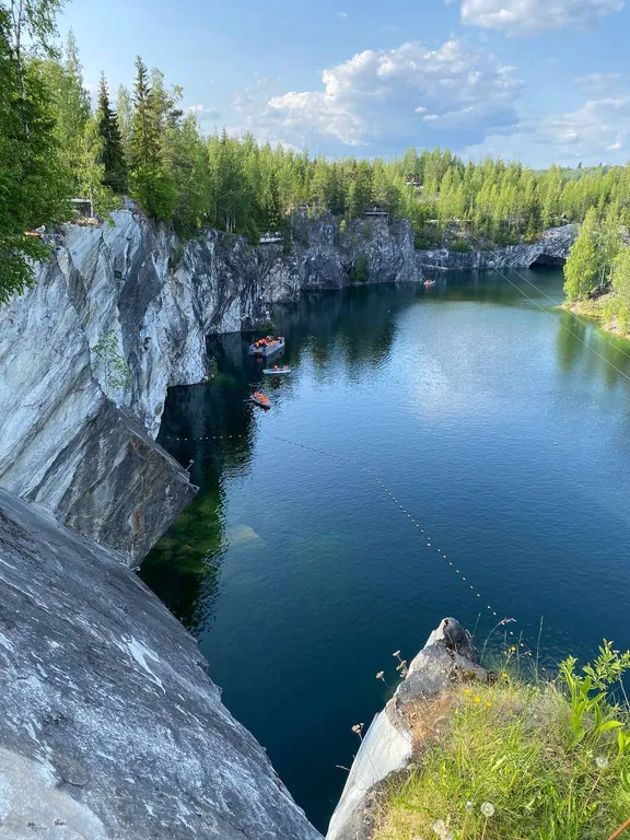 Двухэтажный дом с жаркой сауной у Ладожского озера