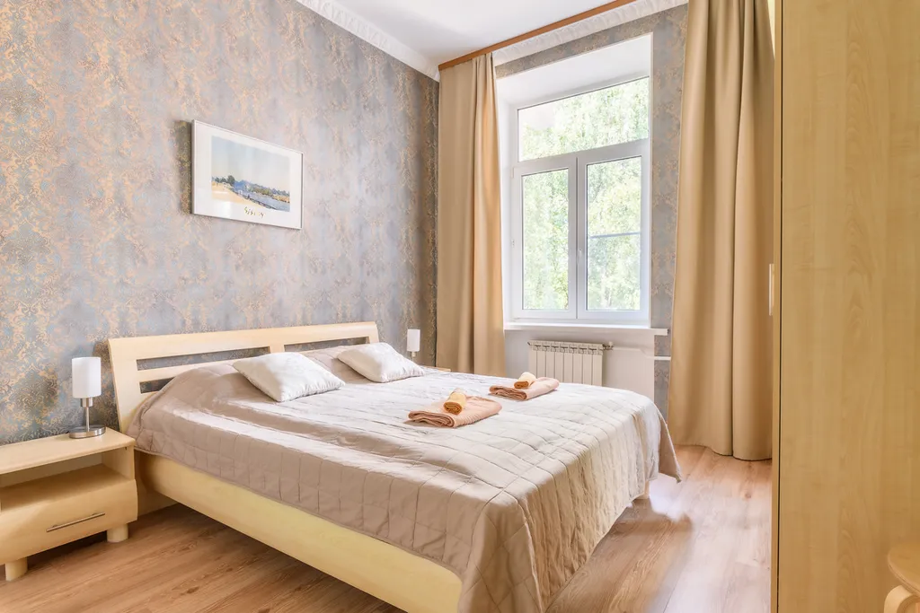 Роскошная квартира с балконом и парковкой рядом с Петропавловкой