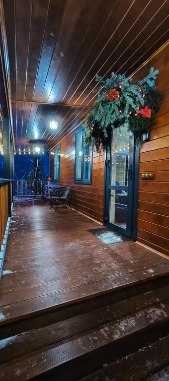 Коттедж с видом на горы (3 спальни)