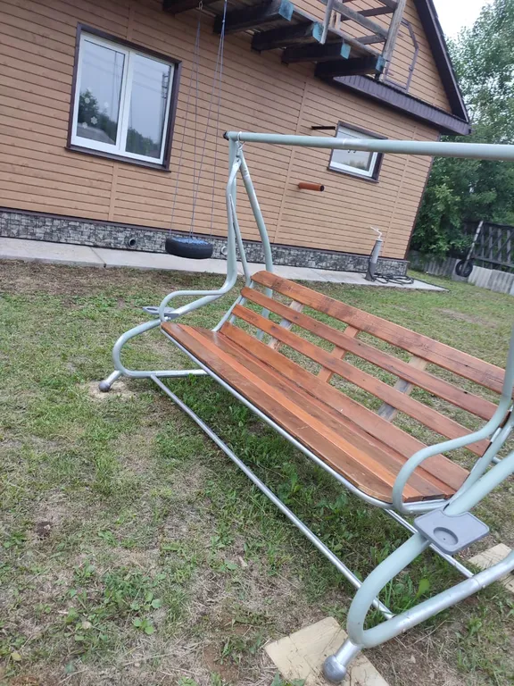 Дом из бруса в тихом красивом месте в пяти километрах от горы Соболиной