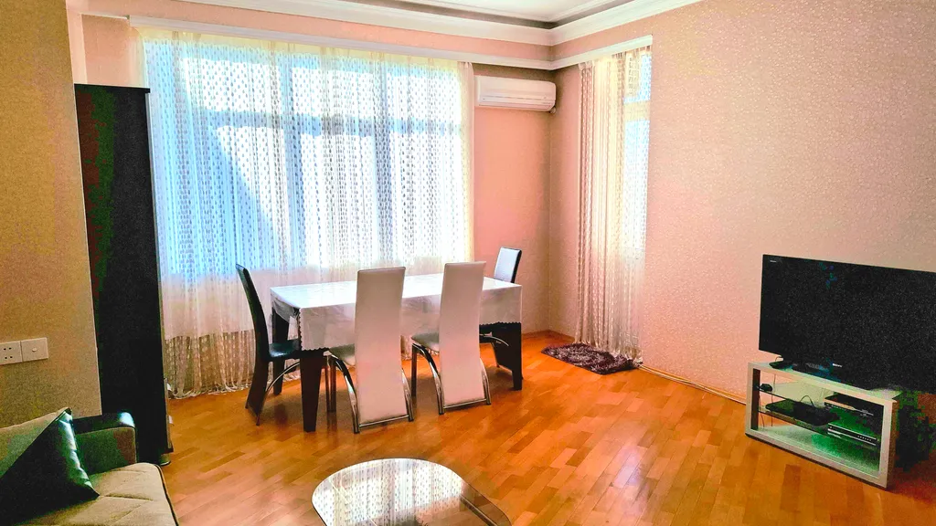 2-комнатная квартира в новопостроенном доме в центре