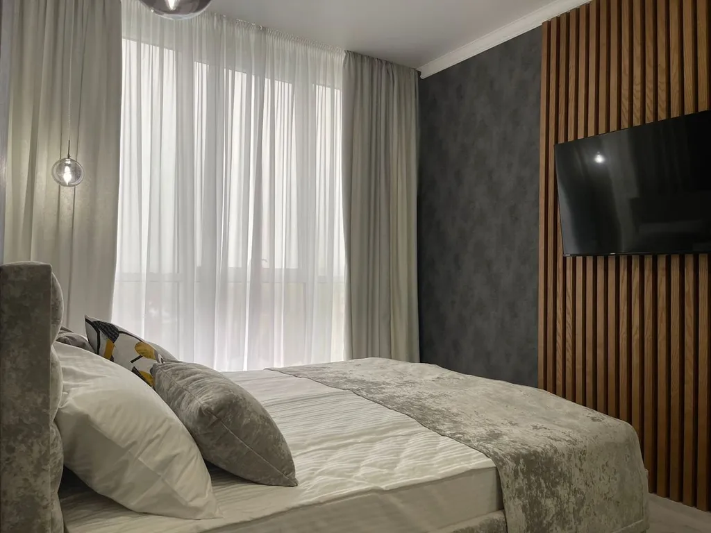 Стильный апартамент Черный Жемчуг Делюкс в центре Краснодара