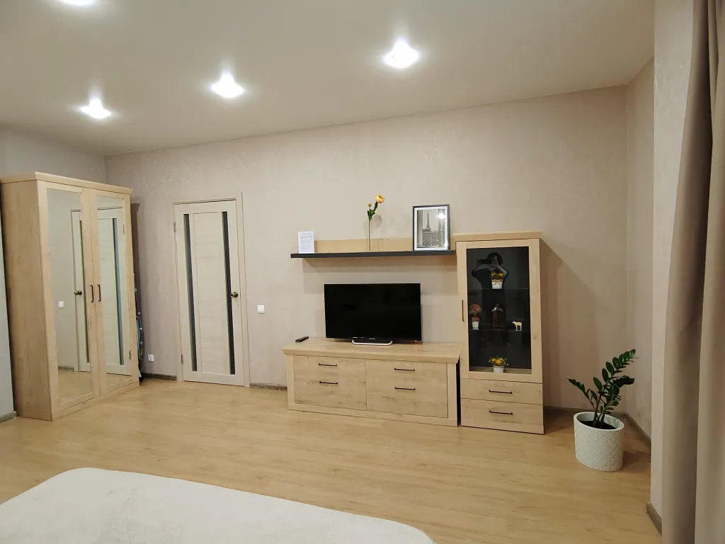 Квартира в ЖК Париж с видом на реку и парк