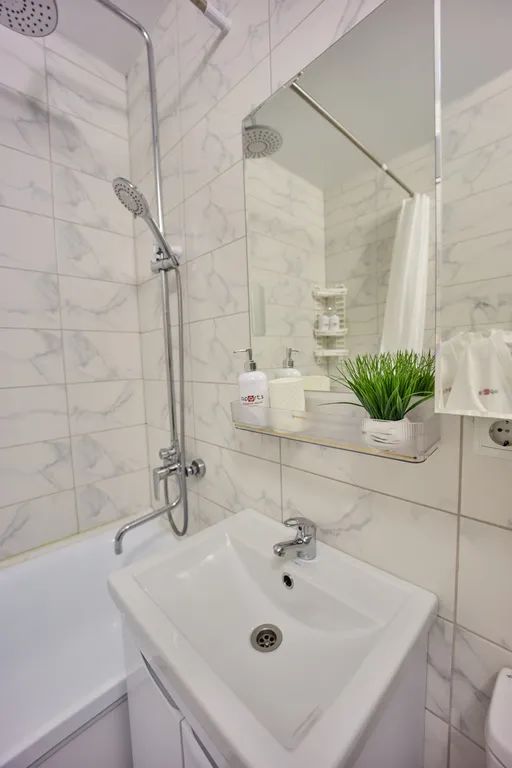 Уютная евродвушка с современным ремонтом готова принимать гостей