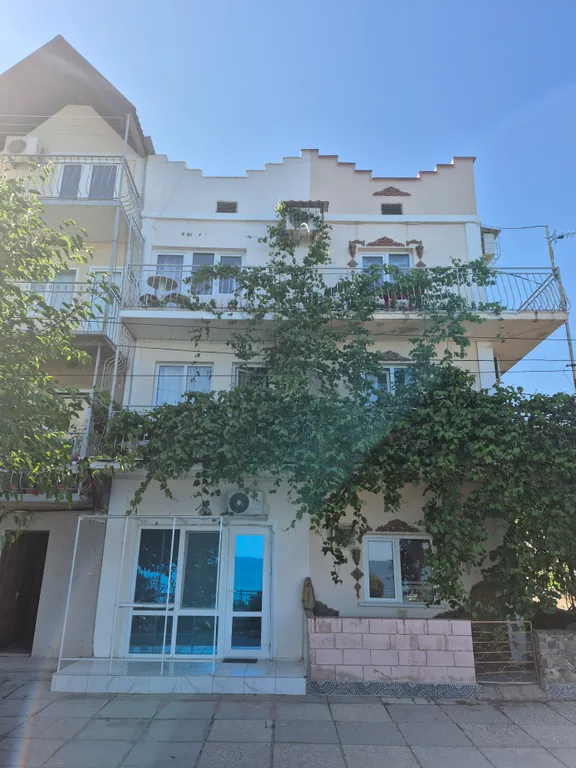 Апартамент у моря