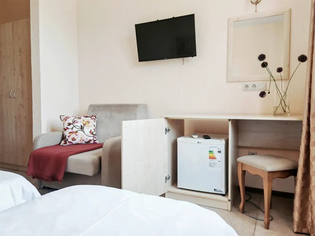 Квартира Квартира Трехместный номер "Комфорт" - тишина, прохлада и уют! — Геленджик