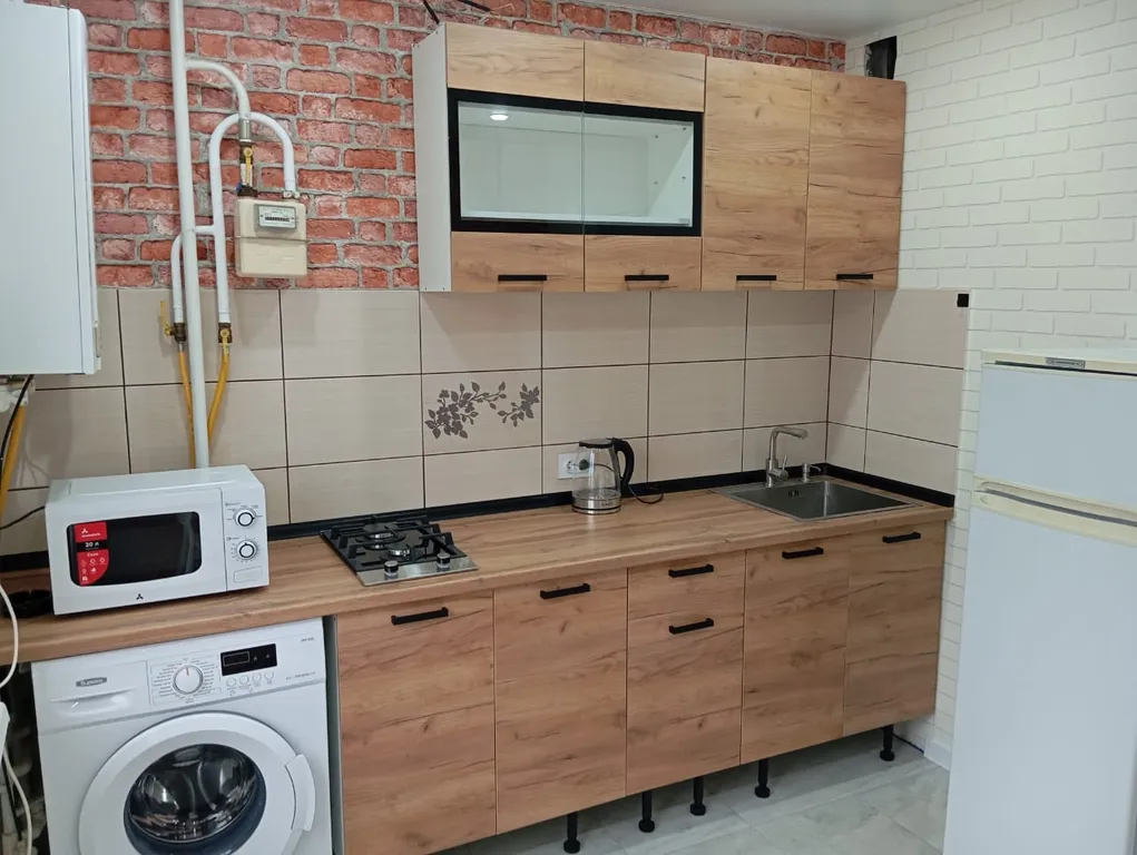 Квартира после ремонта. Чистая и уютная. Всё есть для проживания