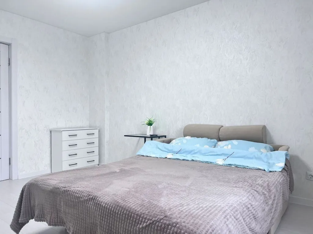 Уютная, светлая квартира с ремонтом