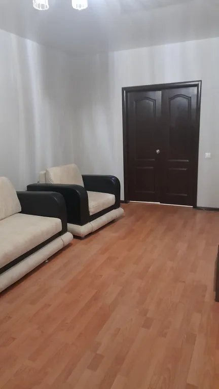 Просторная двушка в центре, на 8 гостей, с видом на Волгу