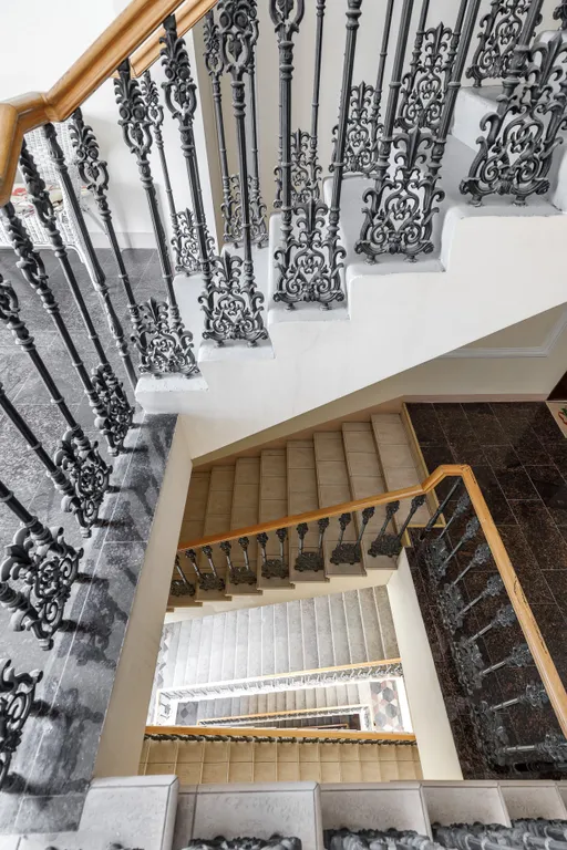 Квартира Квартира Мансарда Hermitage напротив Дворцовой площади с видом на Эрмитаж — Санкт-Петербург