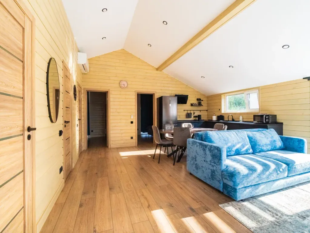 Коттедж Гостевой дом на 8 гостей на берегу Красного озера — Коробицыно