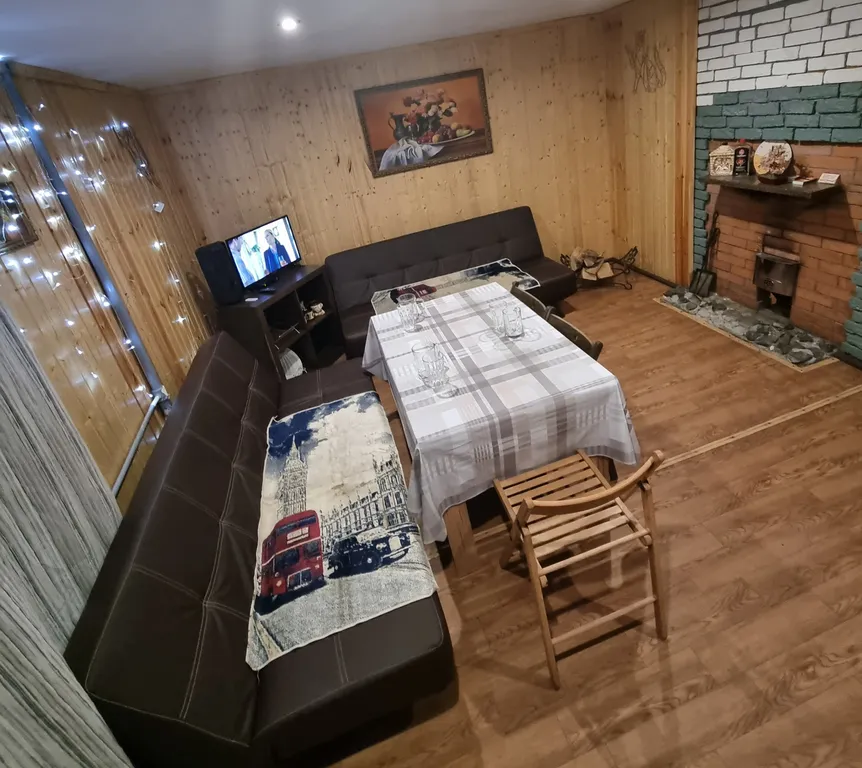 Дом с баней на дровах