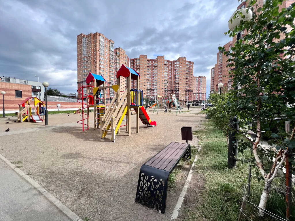 Квартира Вместительная двухкомнатная квартира вблизи центра города и аэропорта — Иркутск