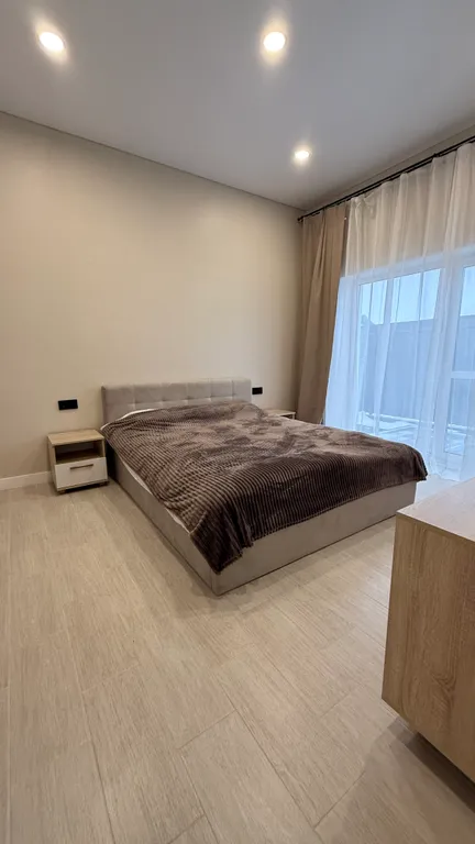 Совершенно новый дом для праздников, рядом с метро