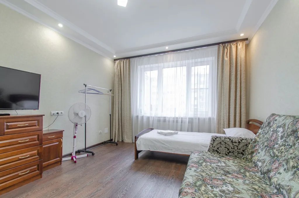 2 комнатная в центре "Просторная"