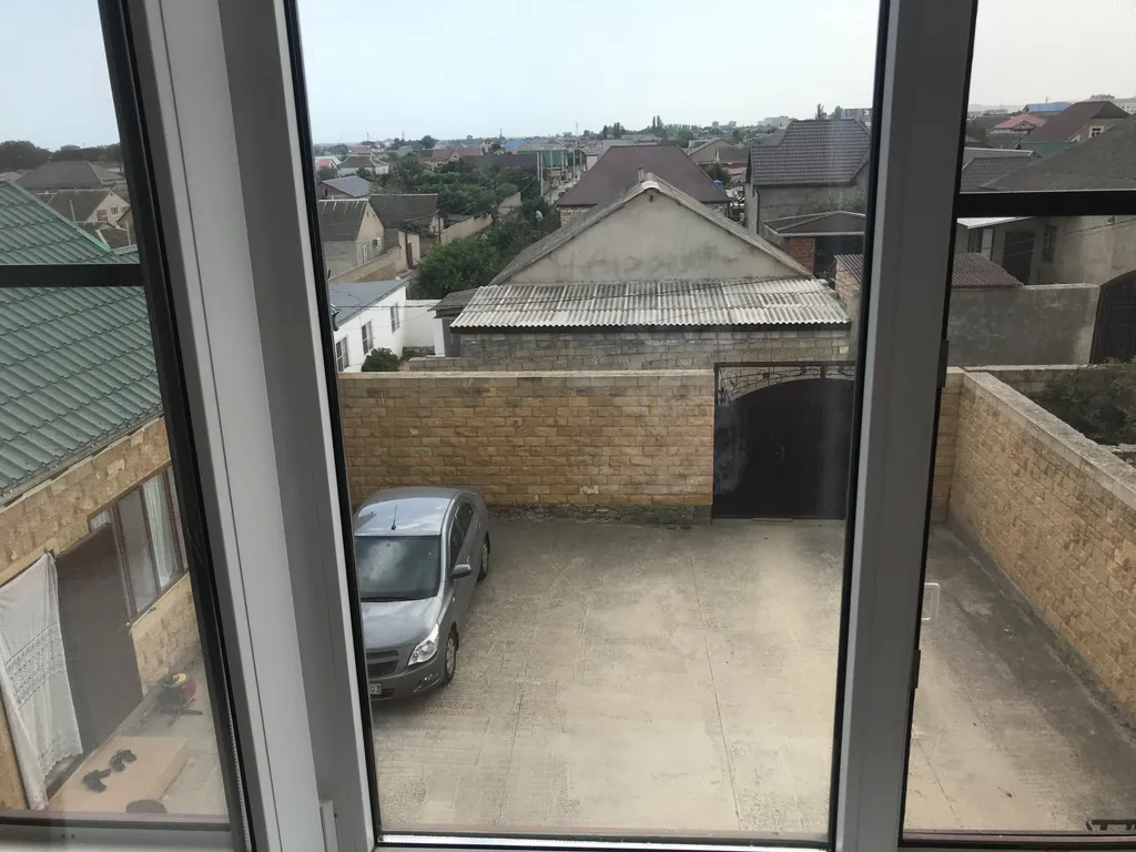 Красивый дом у моря