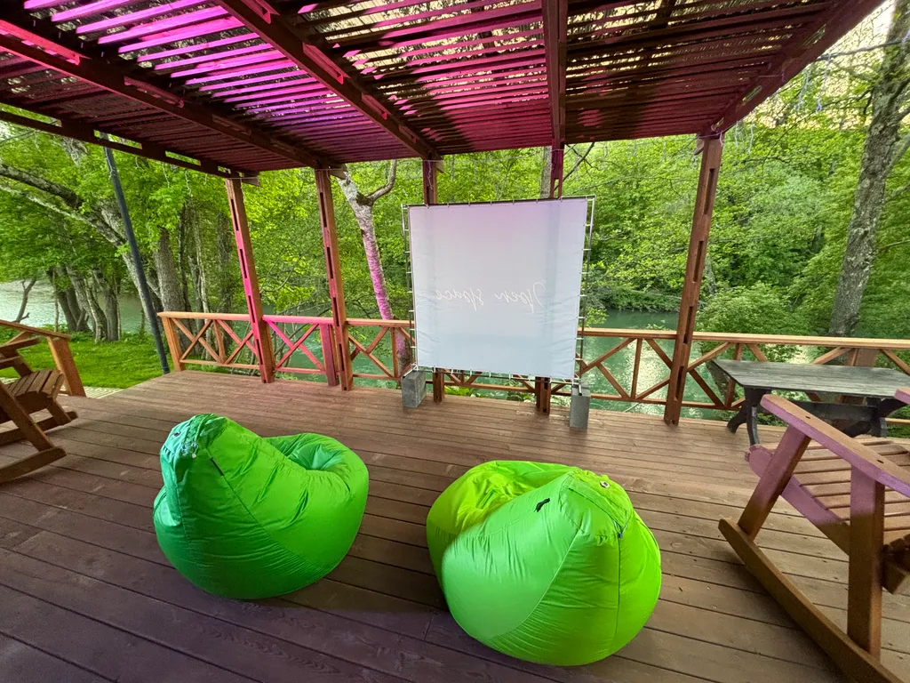 Квартира Квартира Дом у реки с видом на горы с баней и купелью — Горячий Ключ