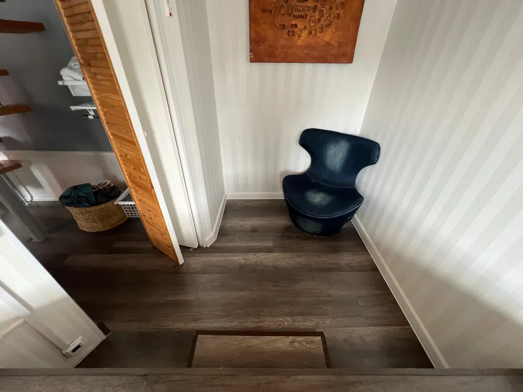 Дом америка на берегу телецкого озера