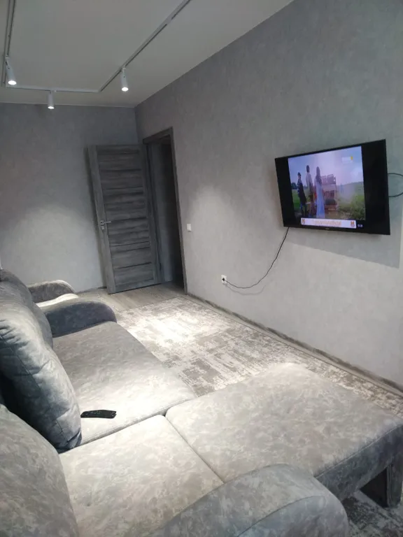 Квартира в спальном районе — аренда посуточно в Бийск