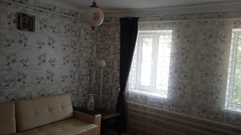 Большой дом в центре у моря