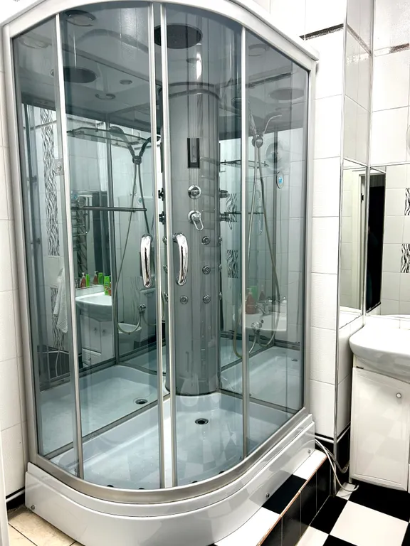 4-комнатная Квартира